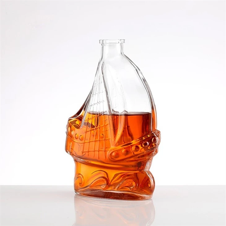 Latest Design Boat Shaped Bottle 700 ML