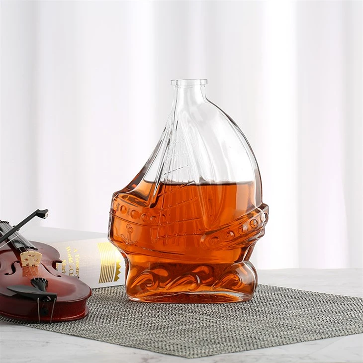 Nieuwste ontwerp bootvormige fles 700 ML