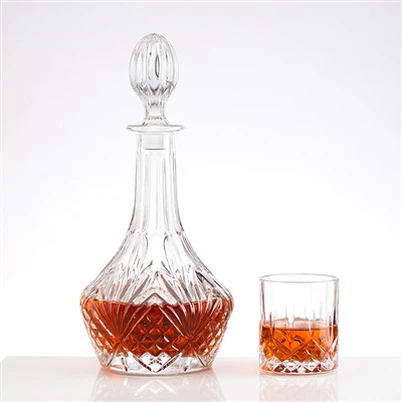 750 ml gegraveerde wodkafles